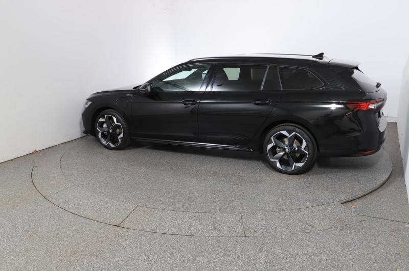 Škoda Superb Combi Sportline iV TSI DSG