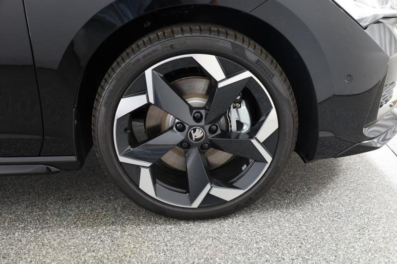 Škoda Superb Combi Sportline iV TSI DSG