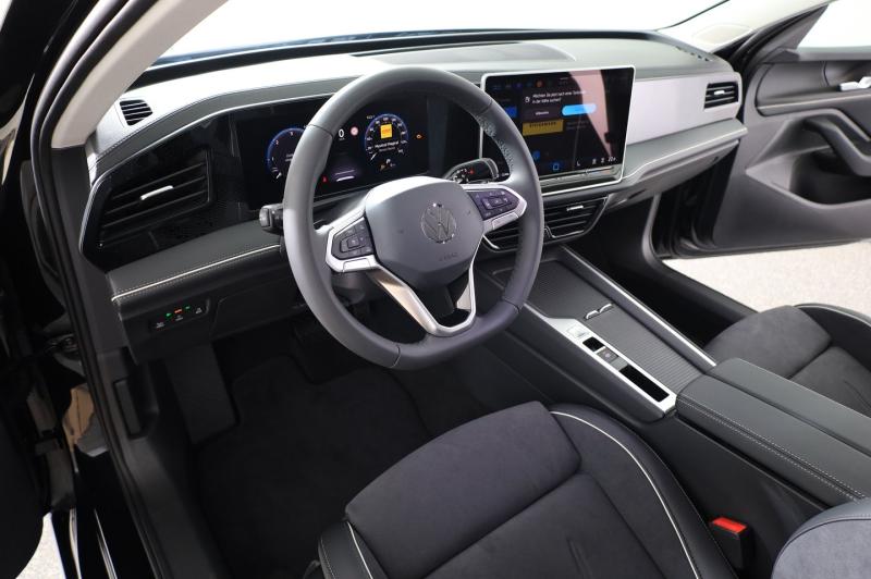 VW Passat Variant Business TDI DSG