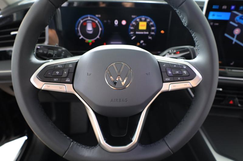 VW Passat Variant Business TDI DSG