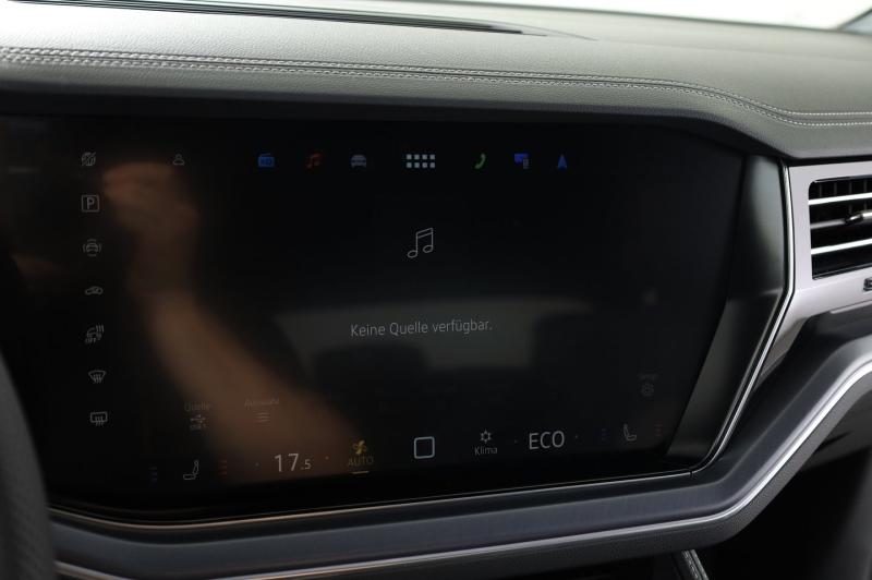 VW Touareg R-Line TDI 4MOTION