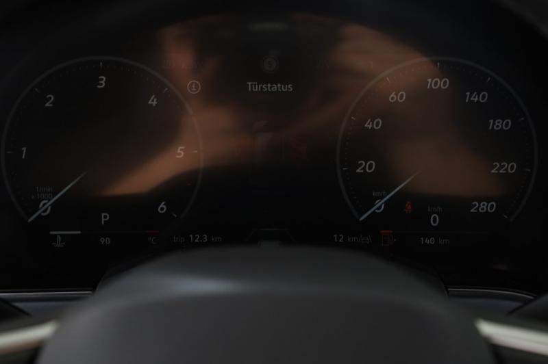 VW Touareg R-Line TDI 4MOTION