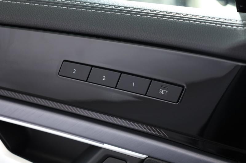 VW Touareg R-Line TDI 4MOTION