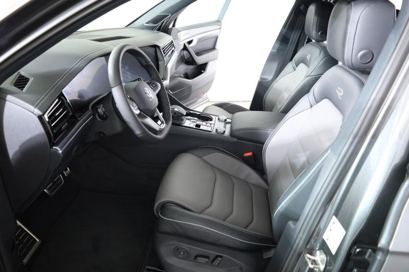 VW Touareg R-Line TDI 4MOTION