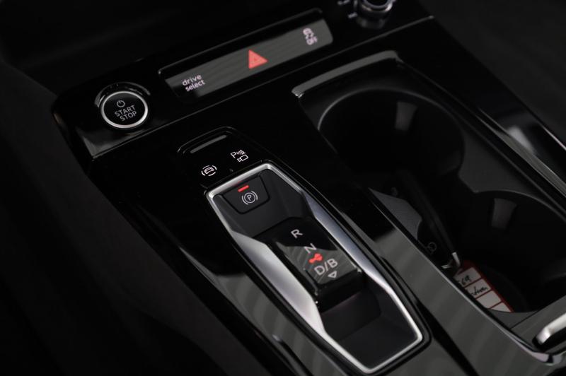 Audi A6 Avant e-tron quattro