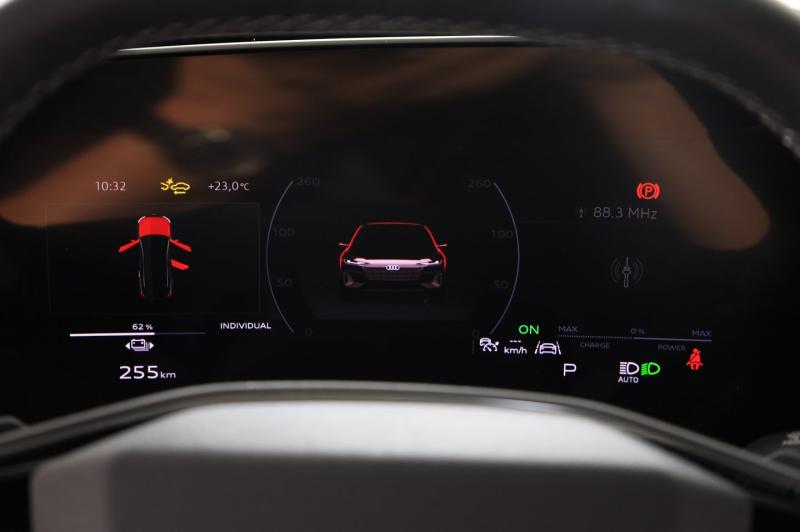 Audi A6 Avant e-tron quattro