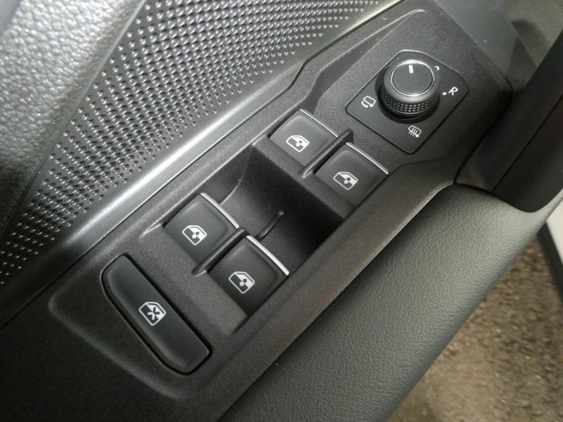 VW Tiguan R-Line TDI DSG