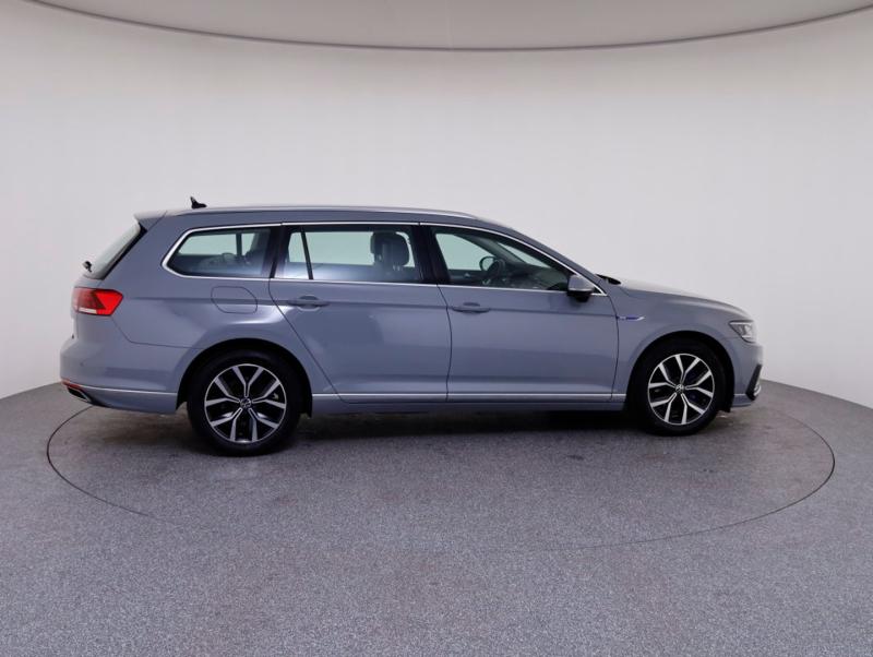 VW Passat GTE Variant