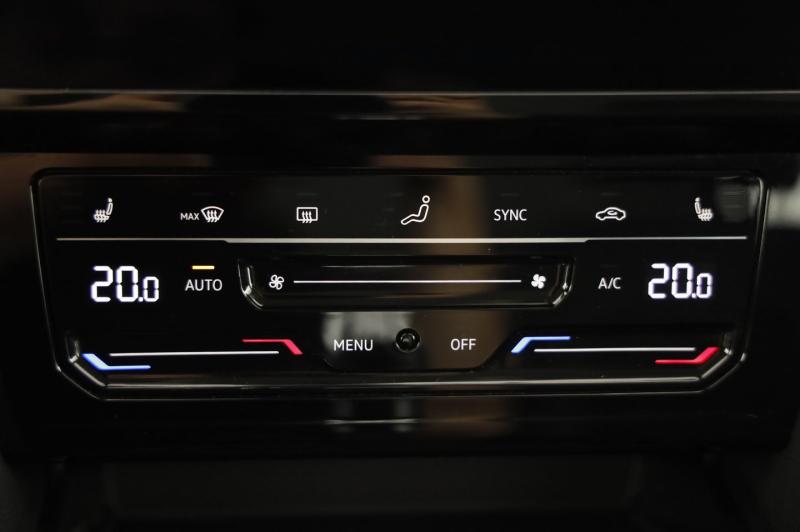 VW Passat GTE Variant