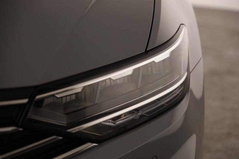 VW Passat GTE Variant