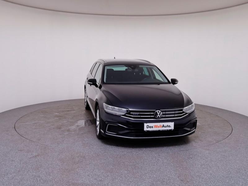 VW Passat GTE Variant