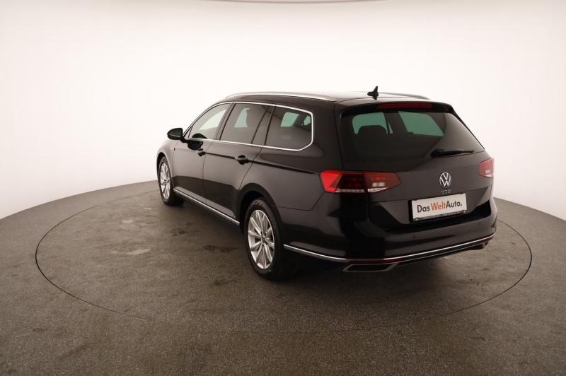 VW Passat GTE Variant