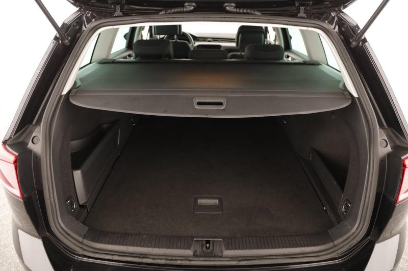 VW Passat GTE Variant