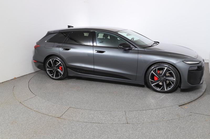 Audi A6 Avant e-tron quattro business