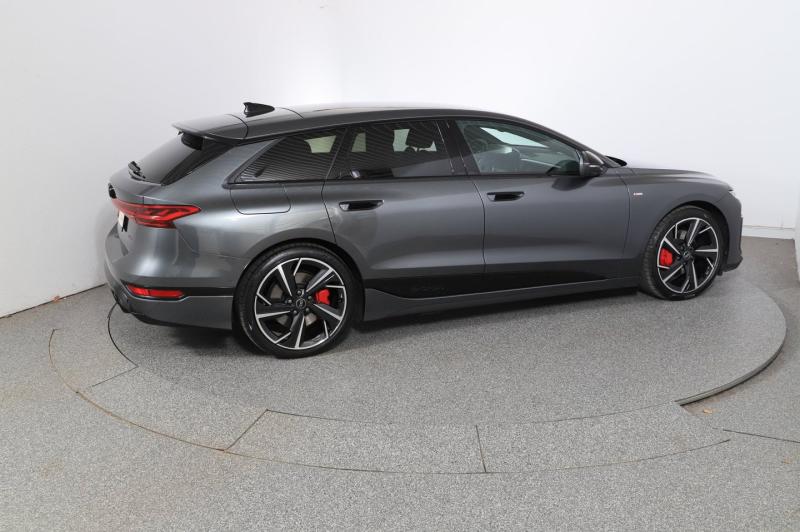 Audi A6 Avant e-tron quattro business