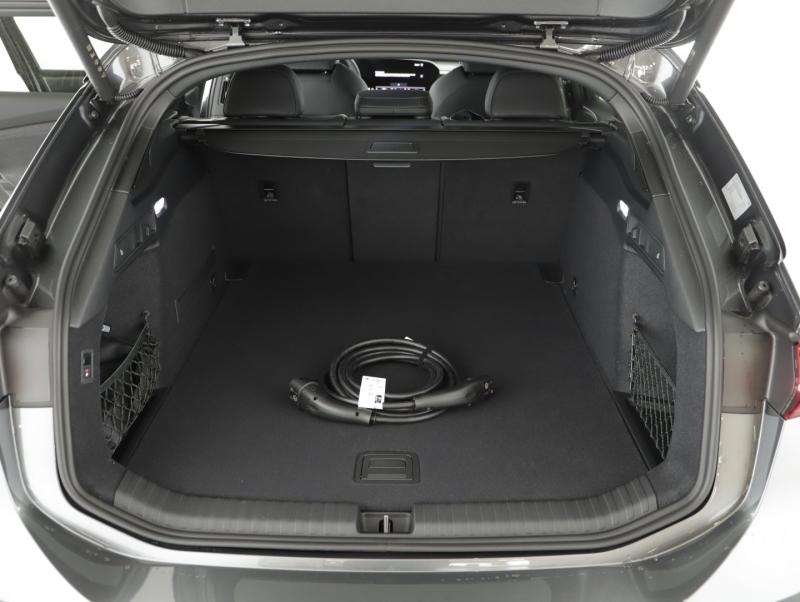 Audi A6 Avant e-tron quattro business