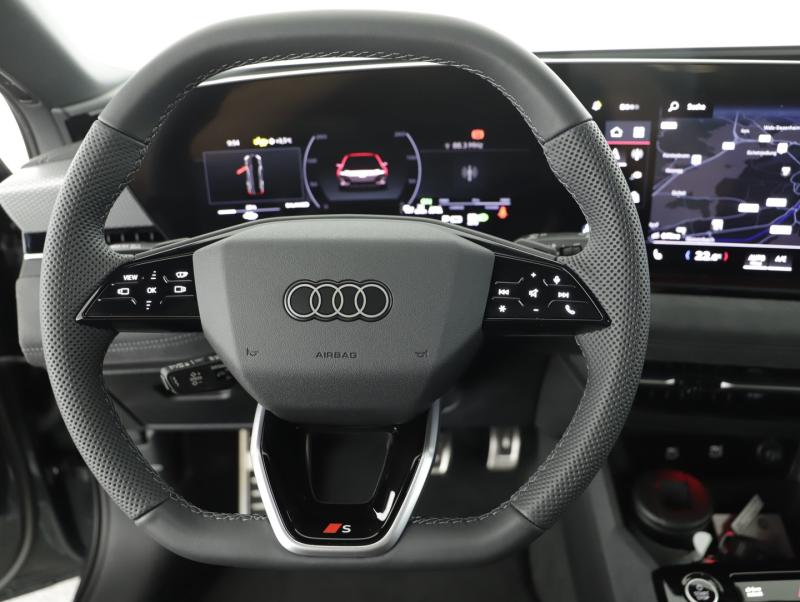 Audi A6 Avant e-tron quattro business