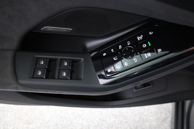 Audi A6 Avant e-tron quattro business