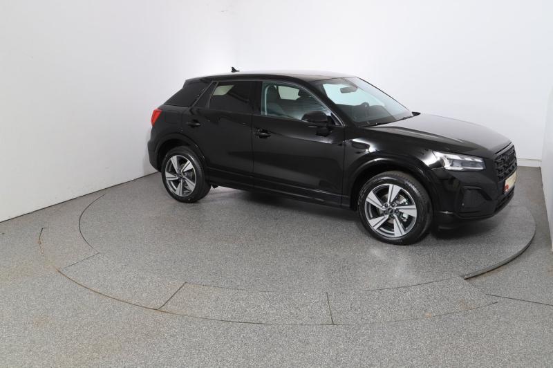 Audi Q2 30 TFSI admired