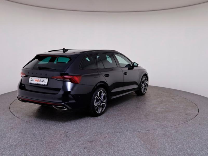 Škoda OCTAVIA Combi RS iV 245 DSG