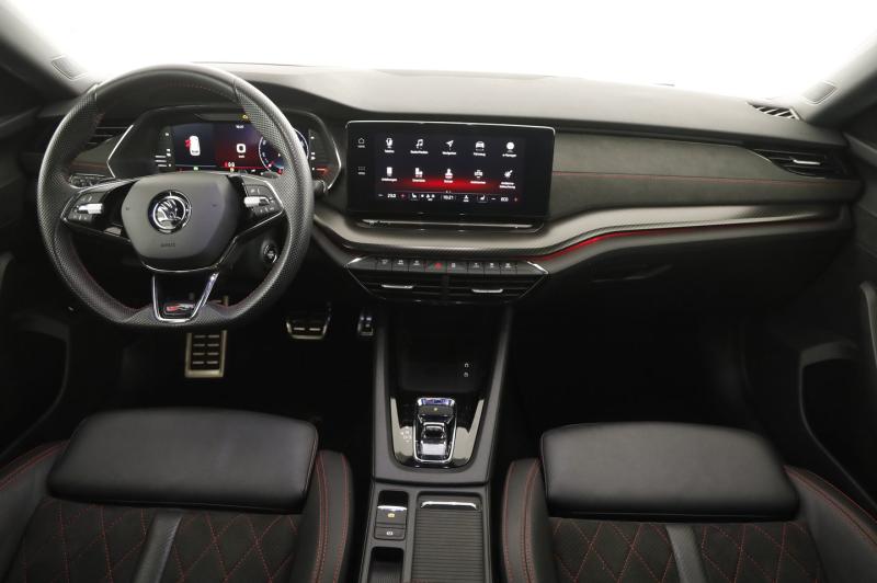Škoda OCTAVIA Combi RS iV 245 DSG