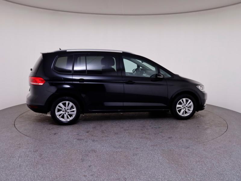 VW Touran Life TSI DSG