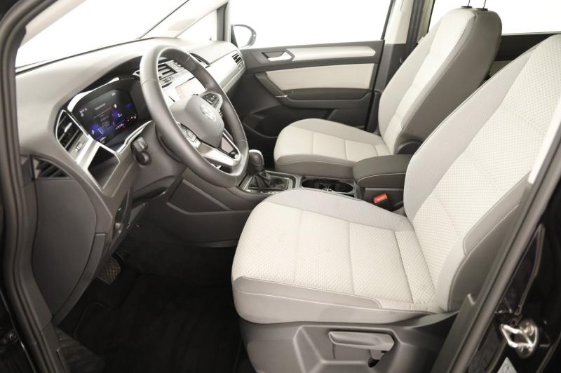 VW Touran Life TSI DSG