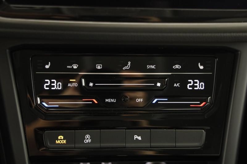 VW Touran Life TSI DSG