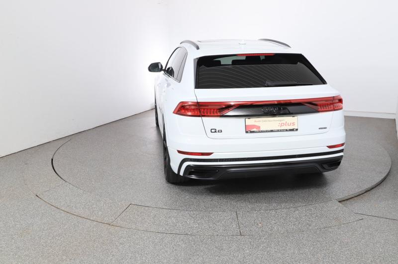 Audi Q8 60 TFSI e quattro