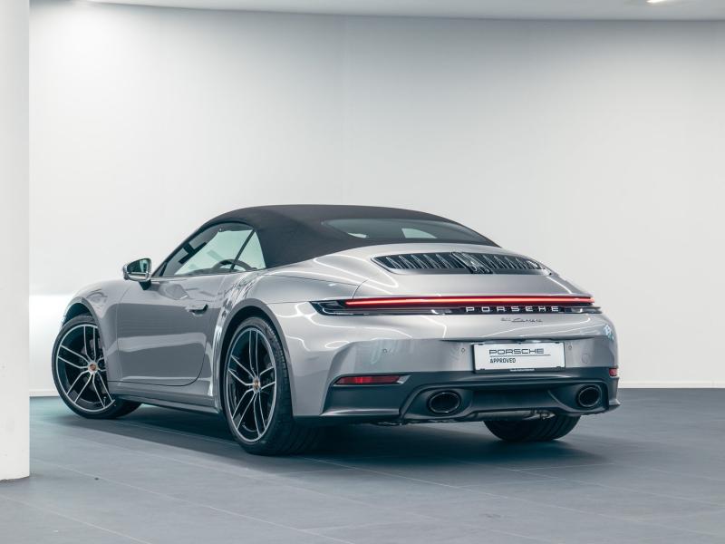 Porsche 911 Carrera Cabriolet