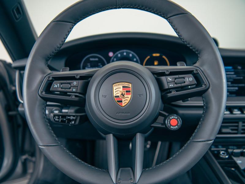 Porsche 911 Carrera Cabriolet