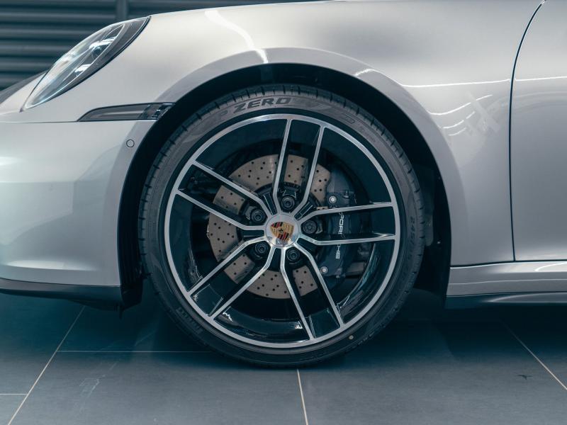 Porsche 911 Carrera Cabriolet