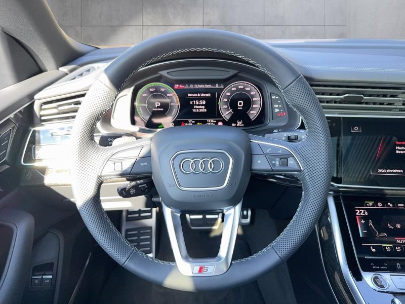 Audi Q8 TFSI e quattro 290 kW