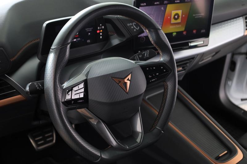 CUPRA Born 58/62 150kW/204PS
