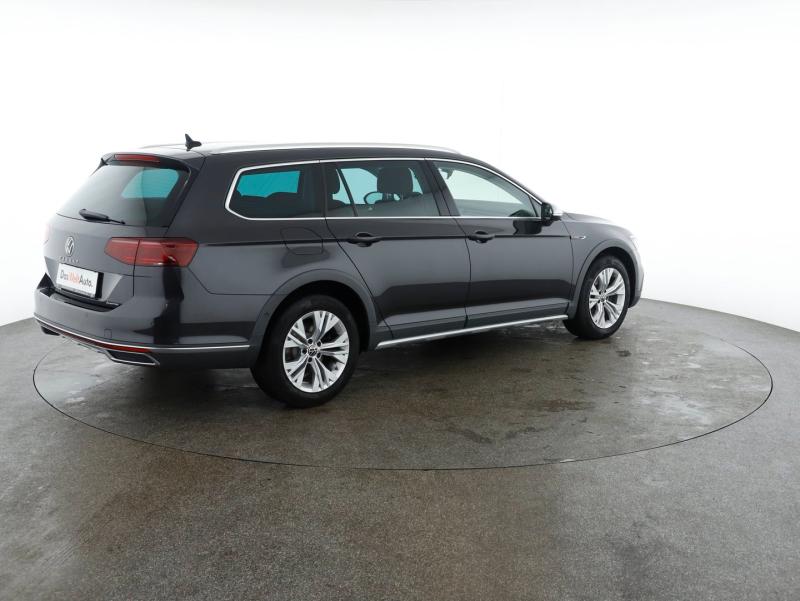 VW Passat Alltrack TDI 4MOTION DSG