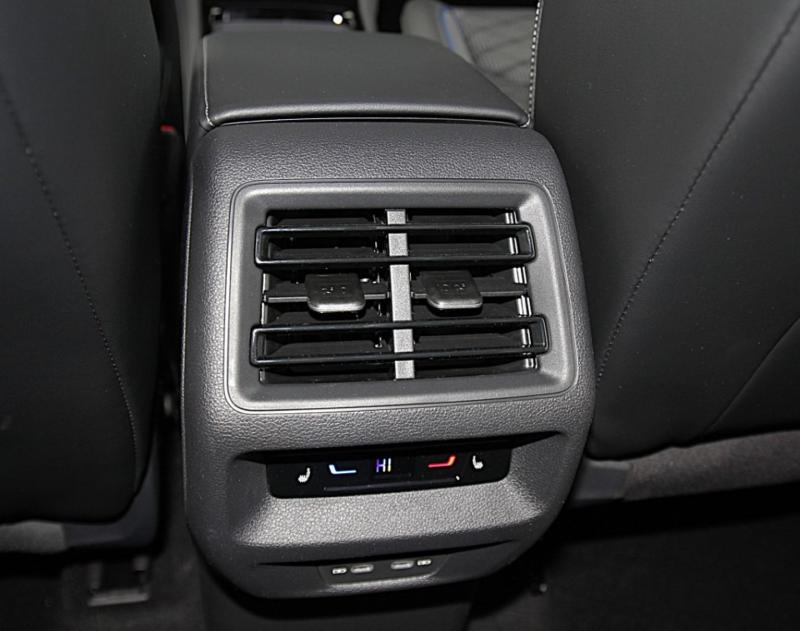 VW Tayron Sport TDI 4MOTION DSG