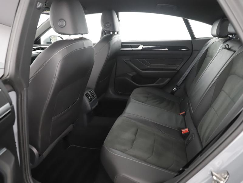 VW Arteon 2,0 TSI R-Line DSG