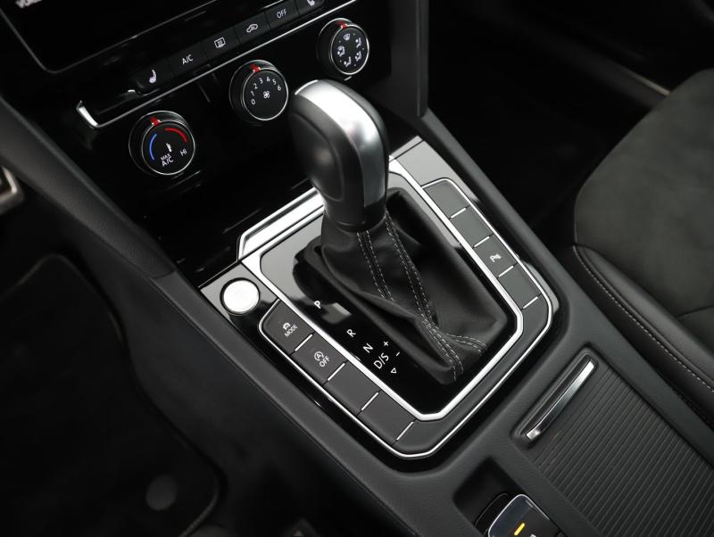 VW Arteon 2,0 TSI R-Line DSG