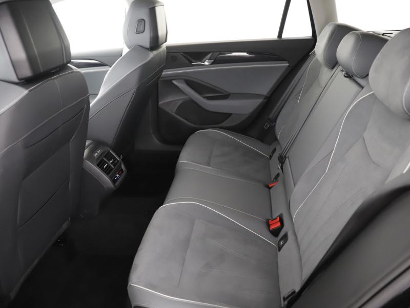 VW Passat Variant Business TDI DSG