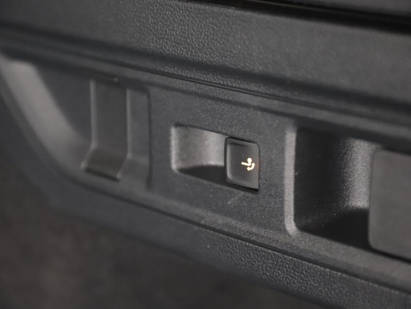 VW Passat Variant Business TDI DSG