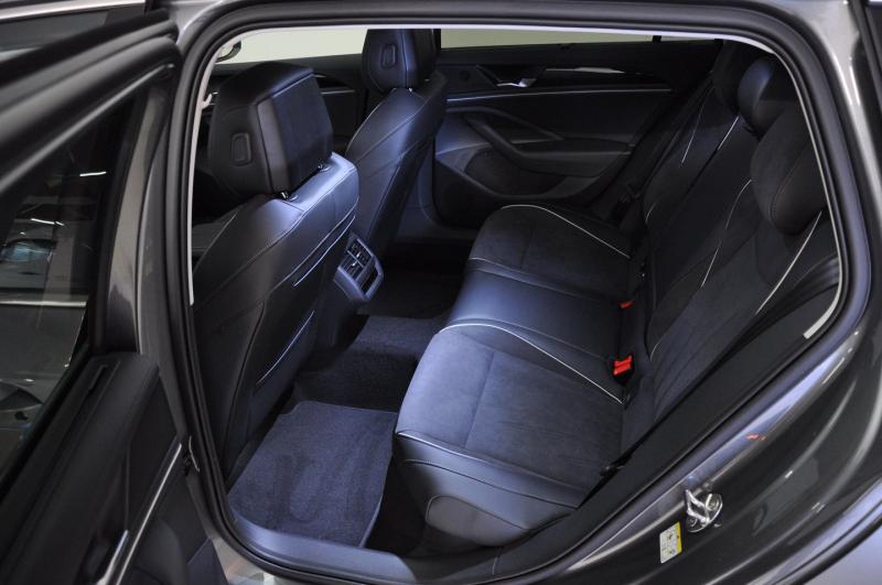 VW Passat Variant Business TDI DSG