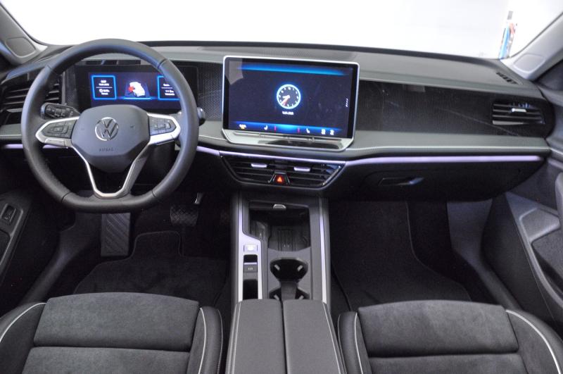 VW Passat Variant Business TDI DSG