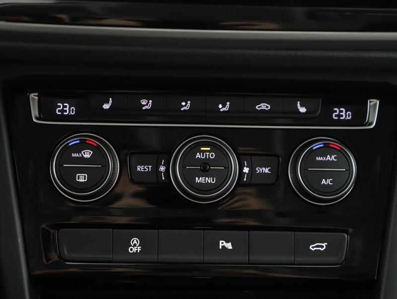 VW Touran Comfortline TDI SCR DSG