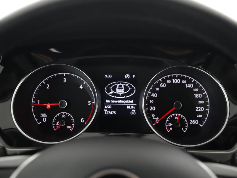 VW Touran Comfortline TDI SCR DSG
