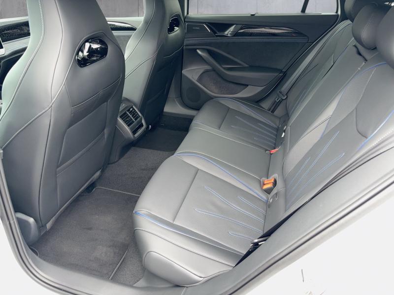 VW Passat Variant Sport TDI 4MOTION DSG