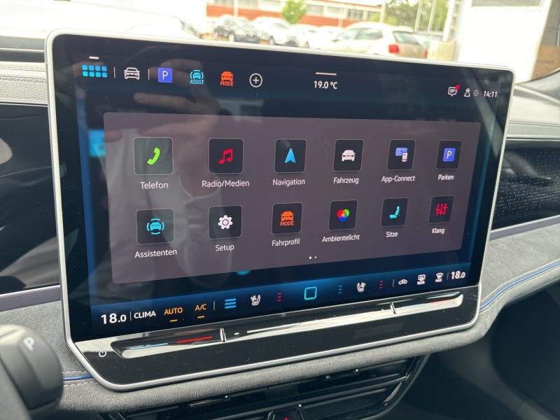 VW Passat Variant Sport TDI 4MOTION DSG