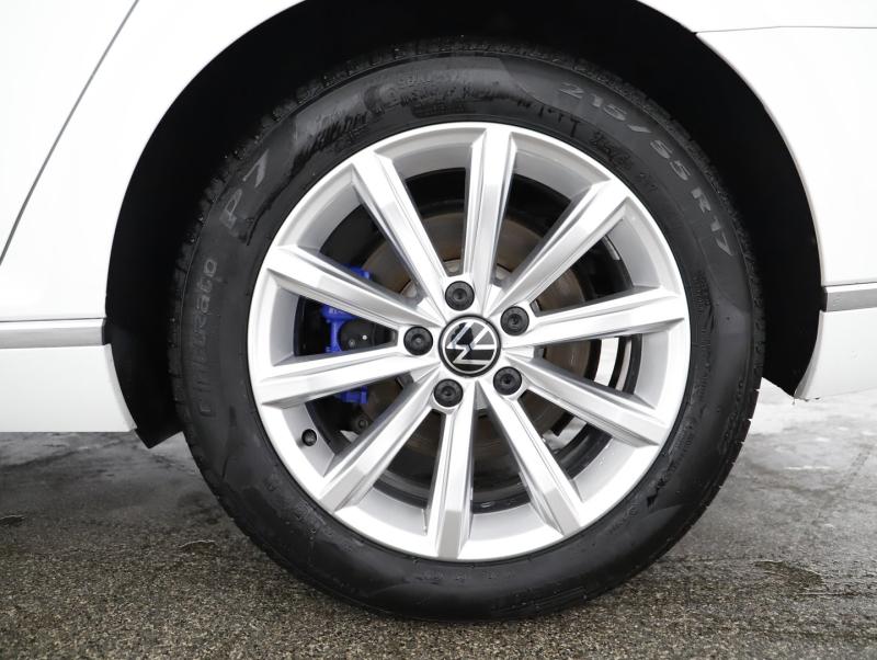 VW Passat GTE Variant