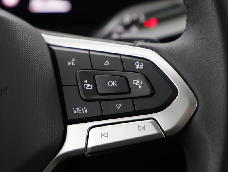 VW Passat Variant Business TDI DSG