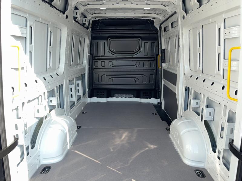 VW Crafter 35 Kastenwagen L3H3 TDI