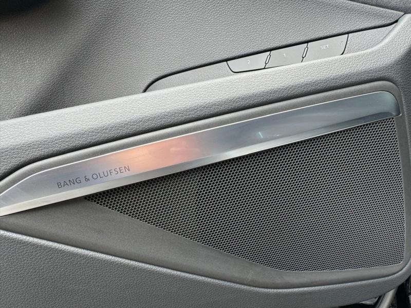 Audi Q8 55 e-tron quattro S line